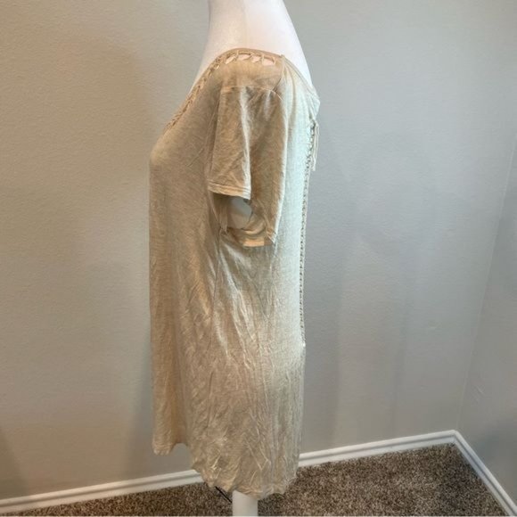 iJeans by Buffalo Off White/Tan Cut Out Design Top - Picture 3 of 8